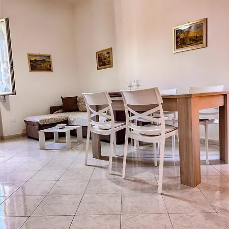 Domus Castelli *
